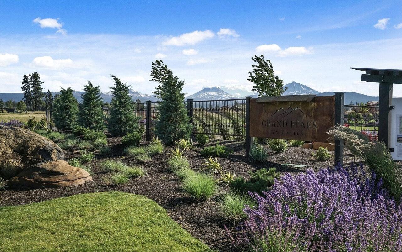 Grand Peaks - Residential