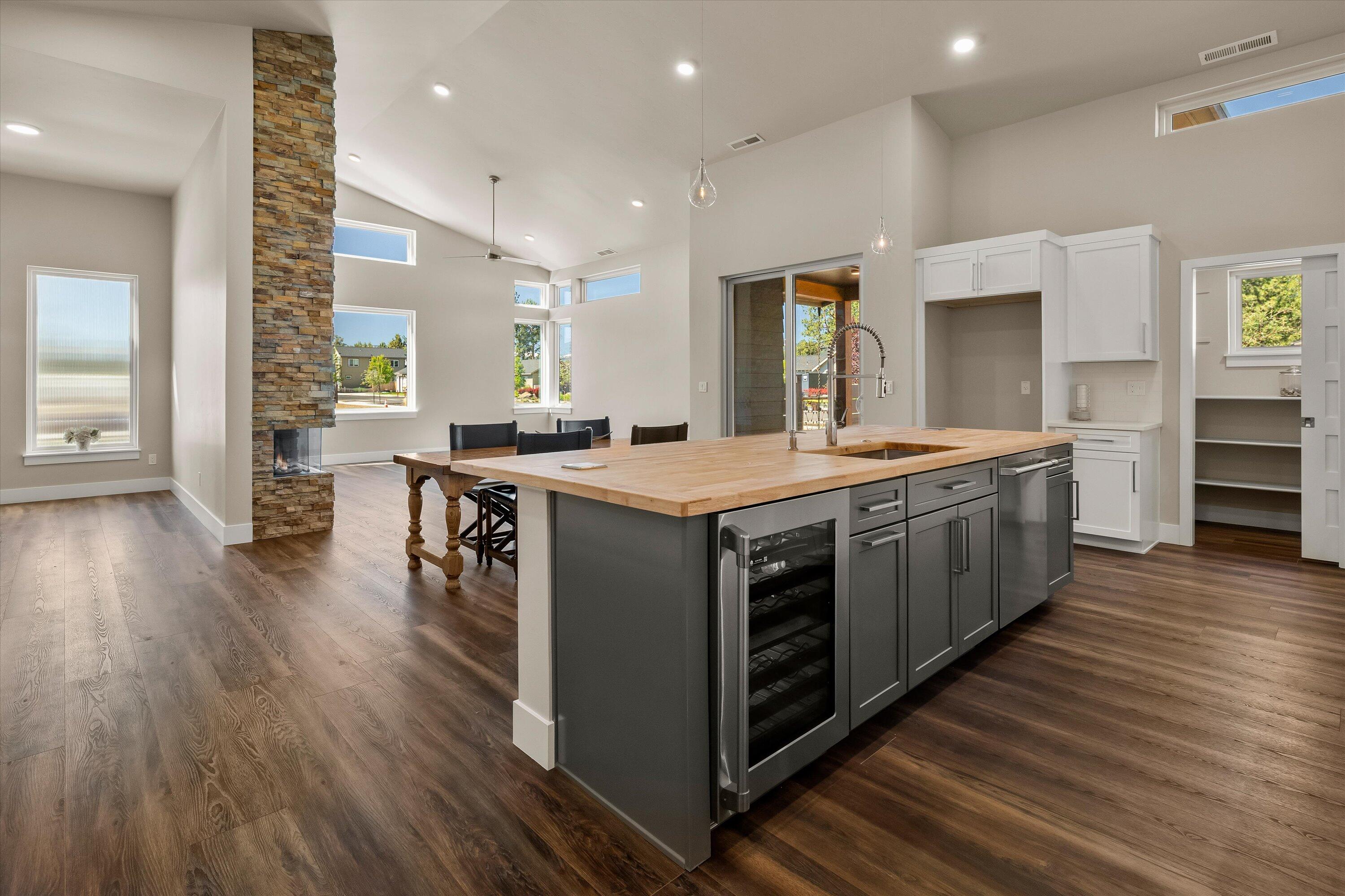 Grand Peaks - Residential