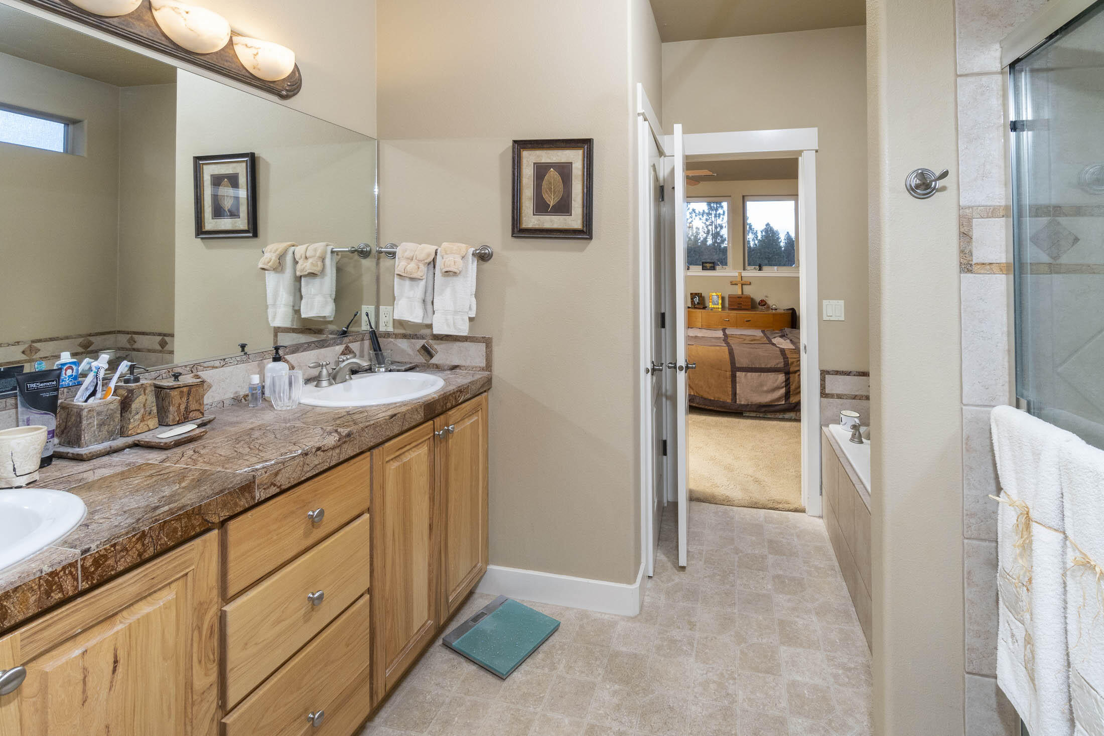 Skyliner Summit - Residential