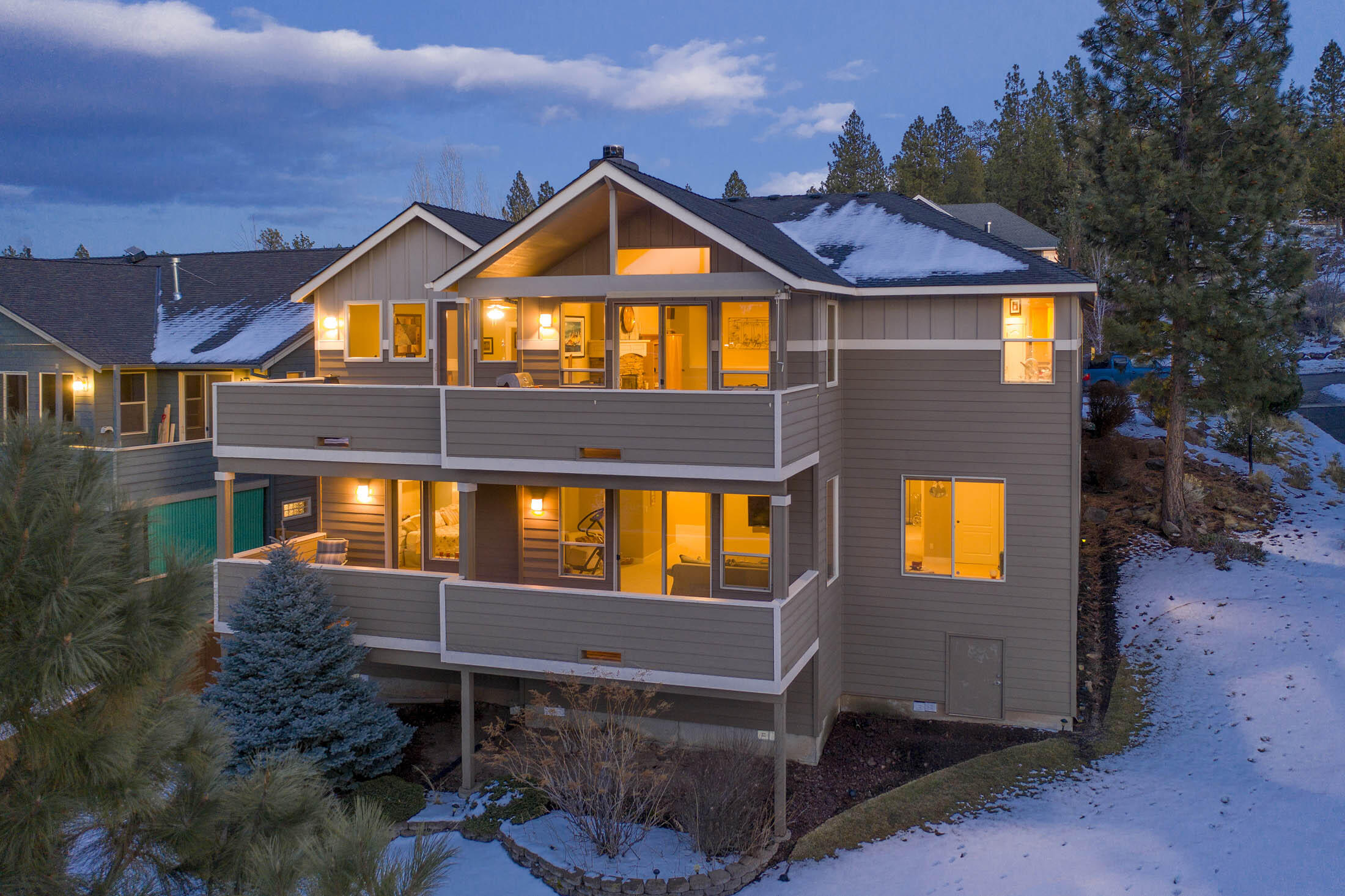 Skyliner Summit - Residential