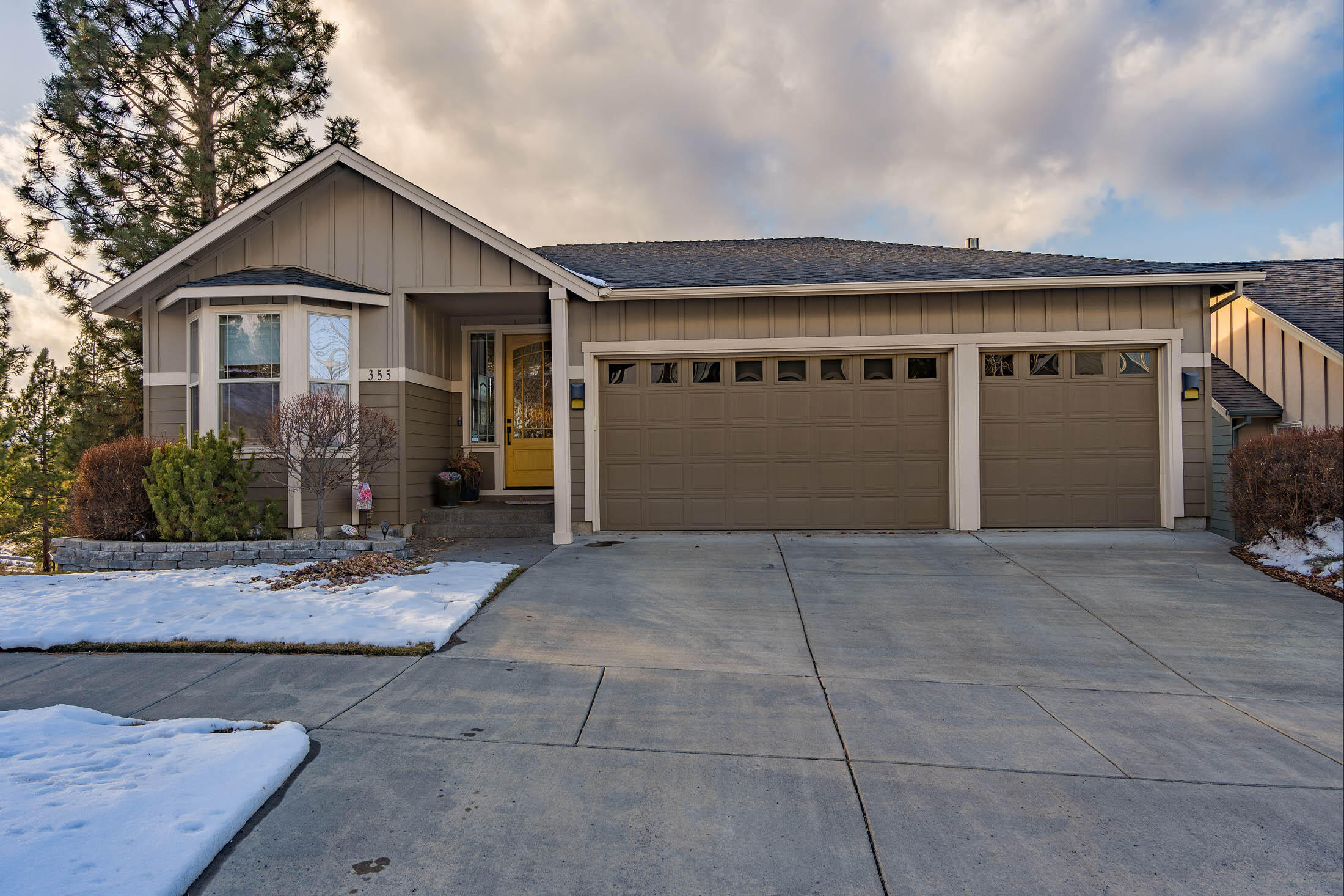 Skyliner Summit - Residential