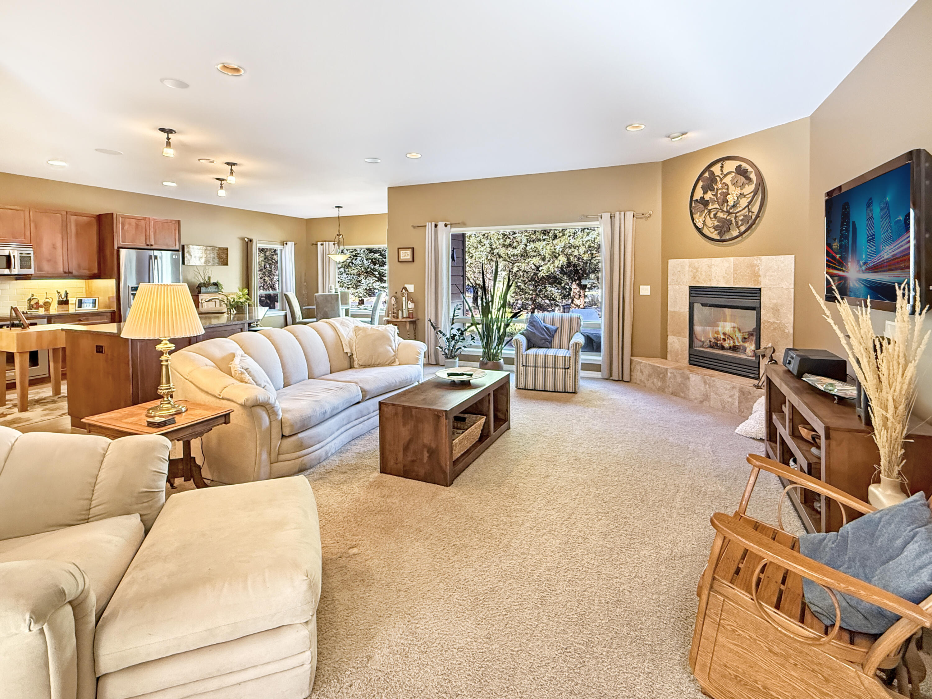 Eagle Crest - Residential