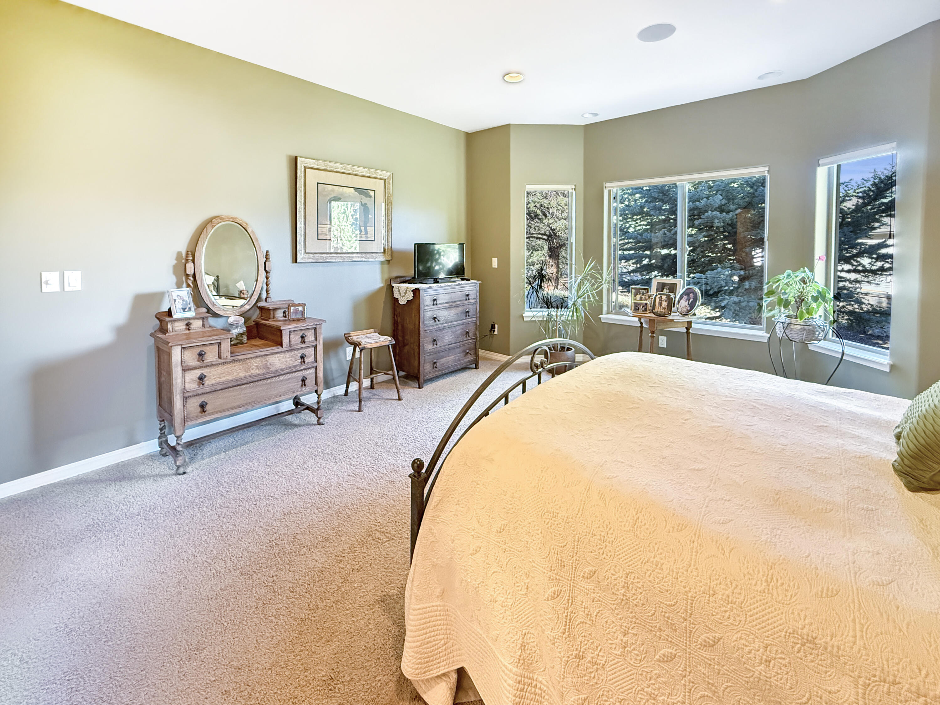 Eagle Crest - Residential