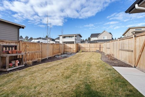 Tiny photo for 20521 SE Dorset Place, Bend, OR 97702 (MLS # 220215149)