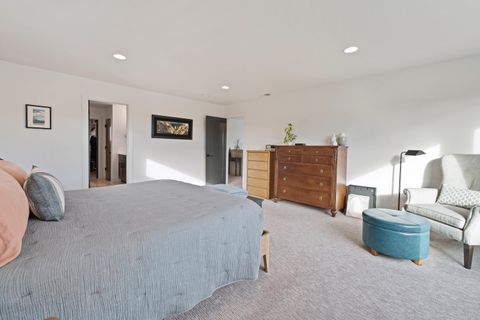 Tiny photo for 20521 SE Dorset Place, Bend, OR 97702 (MLS # 220215149)