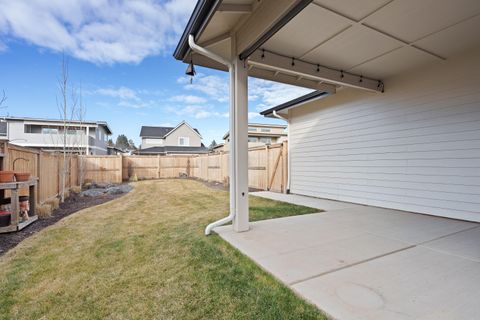 Tiny photo for 20521 SE Dorset Place, Bend, OR 97702 (MLS # 220215149)