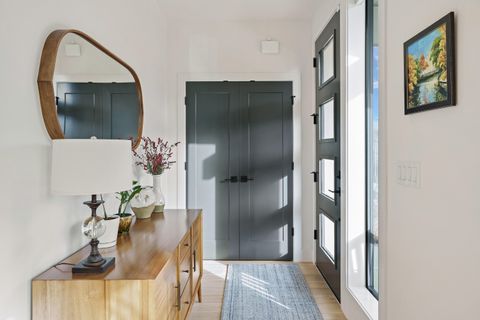 Tiny photo for 20521 SE Dorset Place, Bend, OR 97702 (MLS # 220215149)