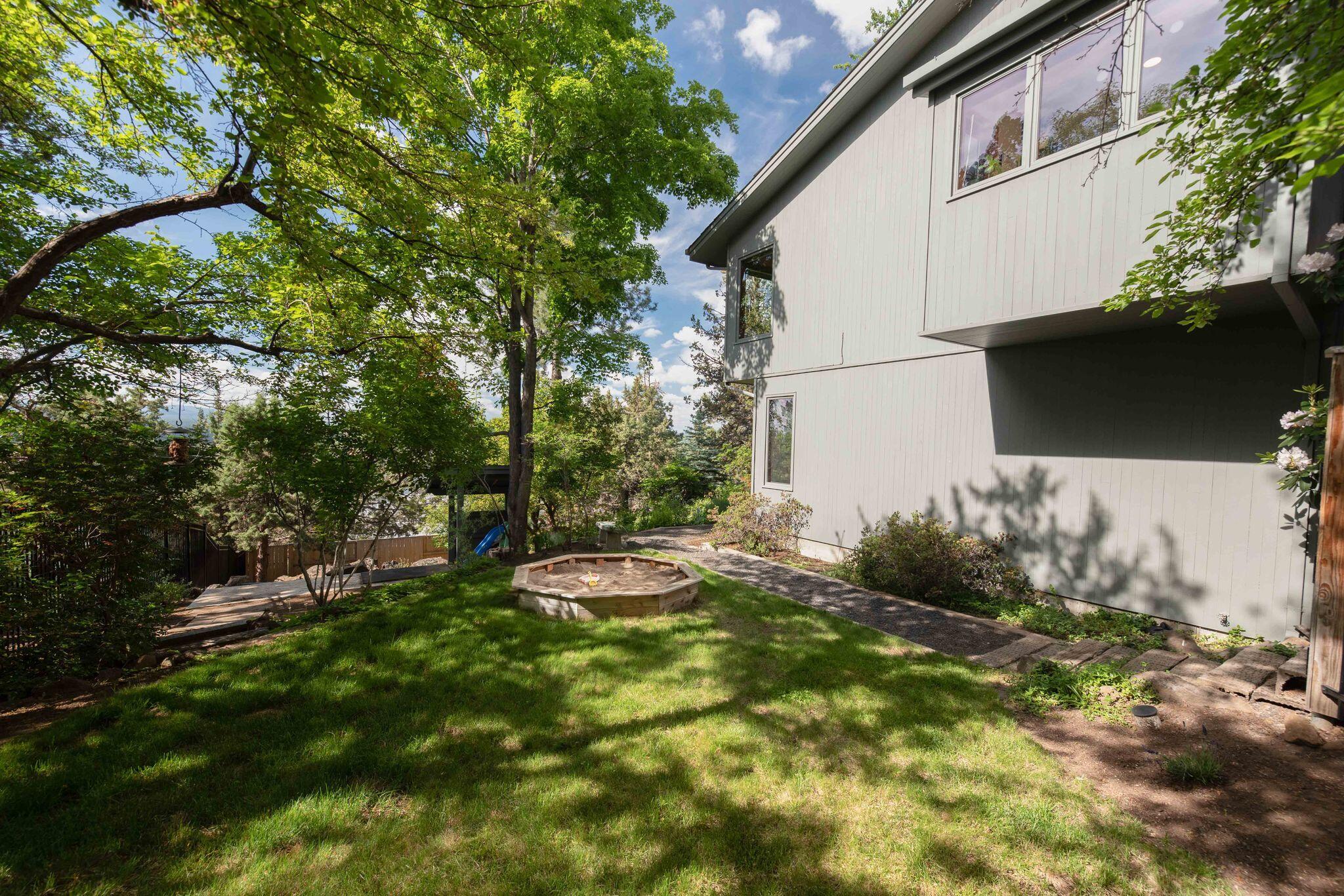 West Hills - Residential