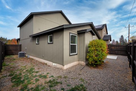 Tiny photo for 2939 NE Quiet Canyon Drive, Bend, OR 97701 (MLS # 220211467)