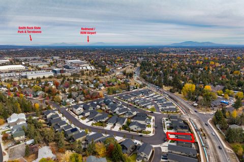 Tiny photo for 2939 NE Quiet Canyon Drive, Bend, OR 97701 (MLS # 220211467)