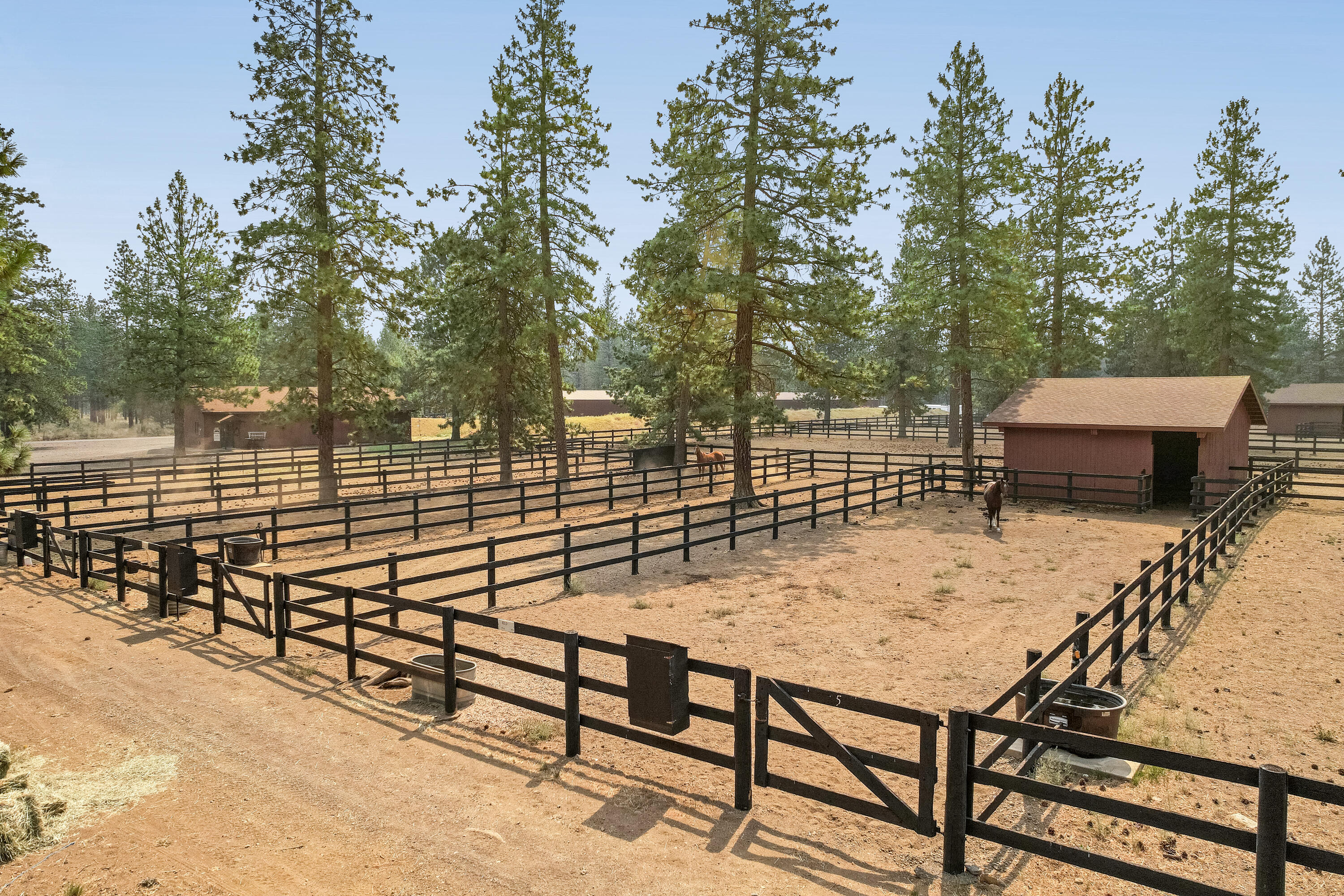 Cascade Meadow Ranch - Residential