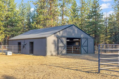Tiny photo for 15624 National Forest Lane, Sisters, OR 97759 (MLS # 220213314)