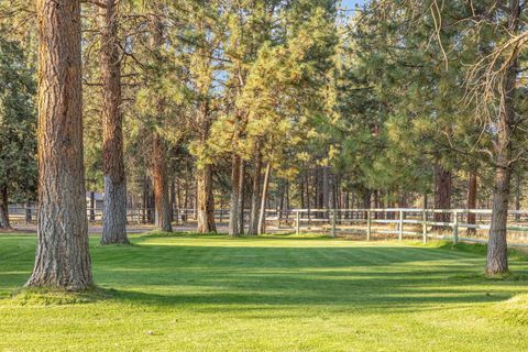 Tiny photo for 15624 National Forest Lane, Sisters, OR 97759 (MLS # 220213314)