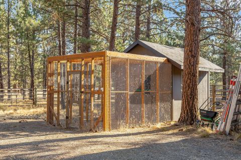 Tiny photo for 15624 National Forest Lane, Sisters, OR 97759 (MLS # 220213314)