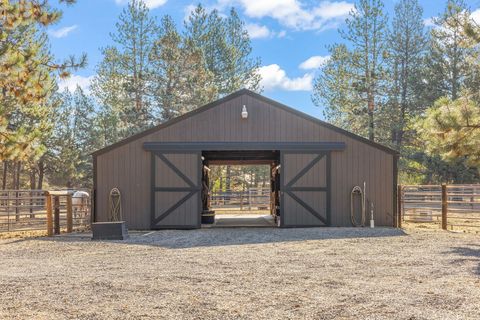 Tiny photo for 15624 National Forest Lane, Sisters, OR 97759 (MLS # 220213314)