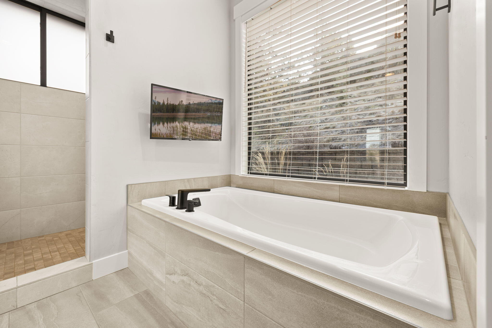 Deschutes River Ranc - Residential