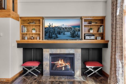 Tiny photo for 19551 Painted Ridge Loop, Bend, OR 97702 (MLS # 220222724)