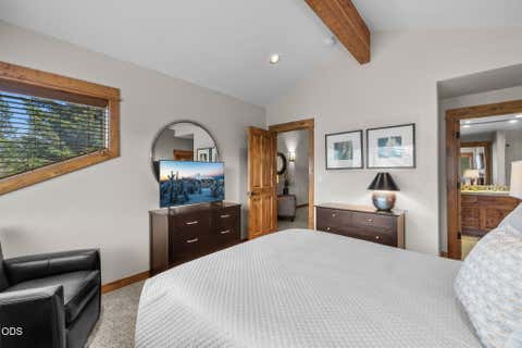 Tiny photo for 19551 Painted Ridge Loop, Bend, OR 97702 (MLS # 220222724)