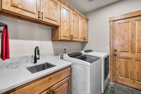Tiny photo for 19551 Painted Ridge Loop, Bend, OR 97702 (MLS # 220222724)