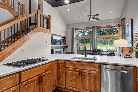Tiny photo for 19551 Painted Ridge Loop, Bend, OR 97702 (MLS # 220222724)