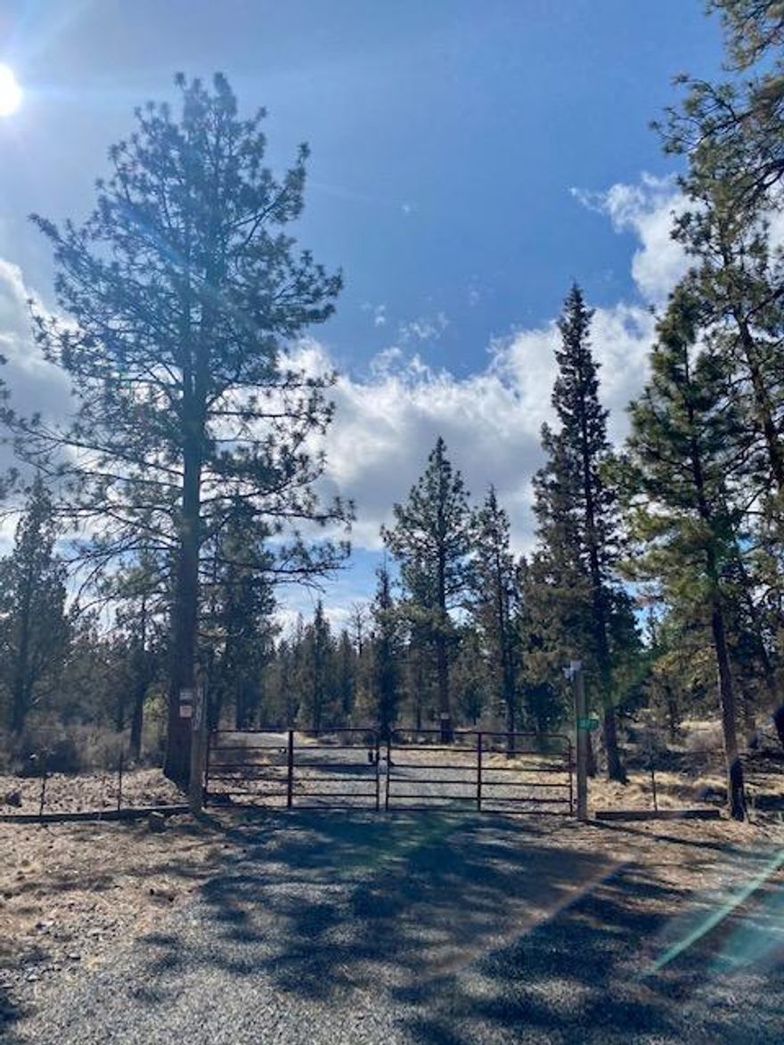 ~40 Acres of beautiful diverse terrain
~Backs up to BLM 
~Build site is fully permitted.
~Architectural drawings for a full timber home available.
~1850 sq. ft. barn & separate fenced enclosures for horses.
~Property has power & water.
~Gated entry and gravel driveway.
~Septic feasibility test done & approved.
~Wildlife combining zone 

https://youtu.be/RcfhTbjPQcc
https://youtu.be/khboChNtlpQ