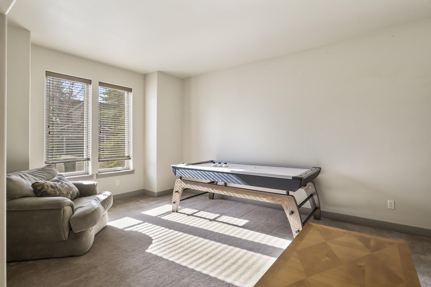 61285 Bronze Meadow Lane