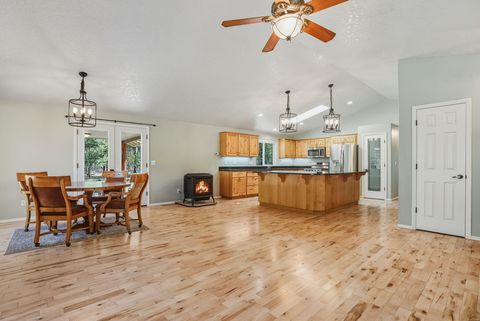 Tiny photo for 52220 Dorrance Meadow Road, La Pine, OR 97739 (MLS # 220218072)