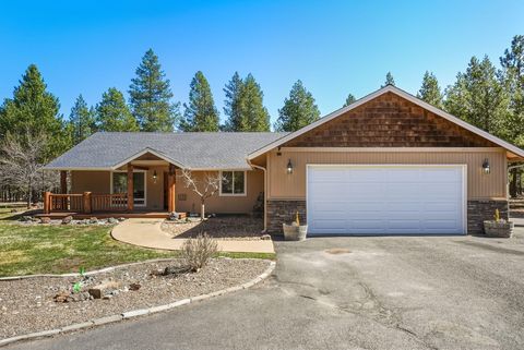 Tiny photo for 52220 Dorrance Meadow Road, La Pine, OR 97739 (MLS # 220218072)