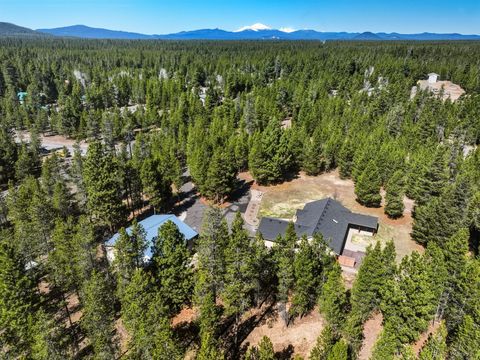 Tiny photo for 52220 Dorrance Meadow Road, La Pine, OR 97739 (MLS # 220218072)