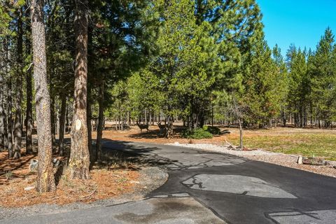Tiny photo for 52220 Dorrance Meadow Road, La Pine, OR 97739 (MLS # 220218072)