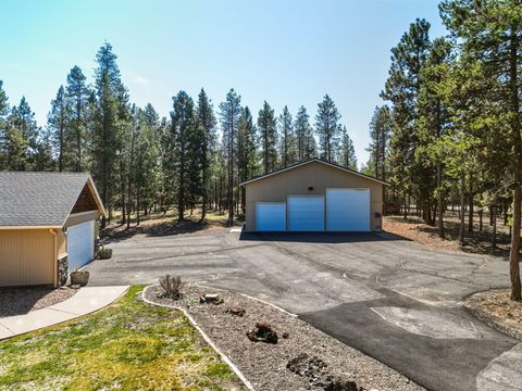 Tiny photo for 52220 Dorrance Meadow Road, La Pine, OR 97739 (MLS # 220218072)