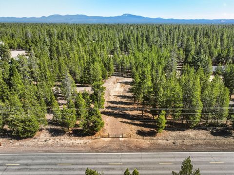 Tiny photo for 52220 Dorrance Meadow Road, La Pine, OR 97739 (MLS # 220218072)
