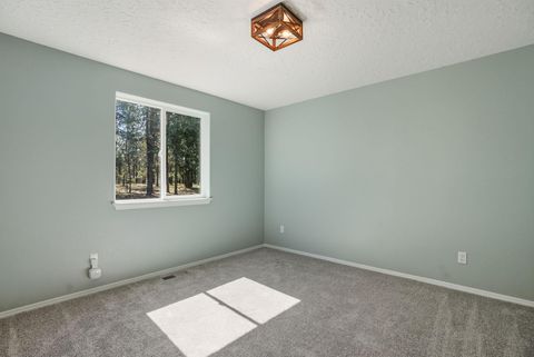 Tiny photo for 52220 Dorrance Meadow Road, La Pine, OR 97739 (MLS # 220218072)
