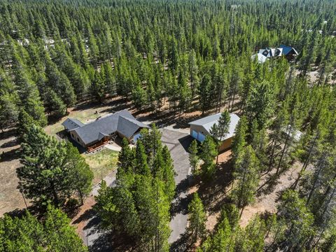 Photo of 52220 Dorrance Meadow Road, La Pine, OR 97739 (MLS # 220218072)
