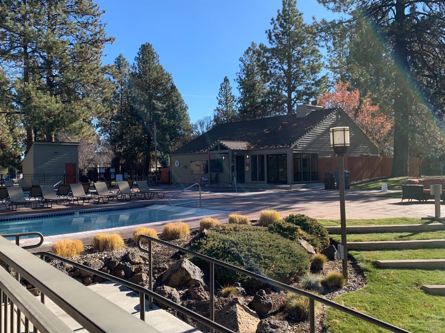 Inn Of The 7th - Residential