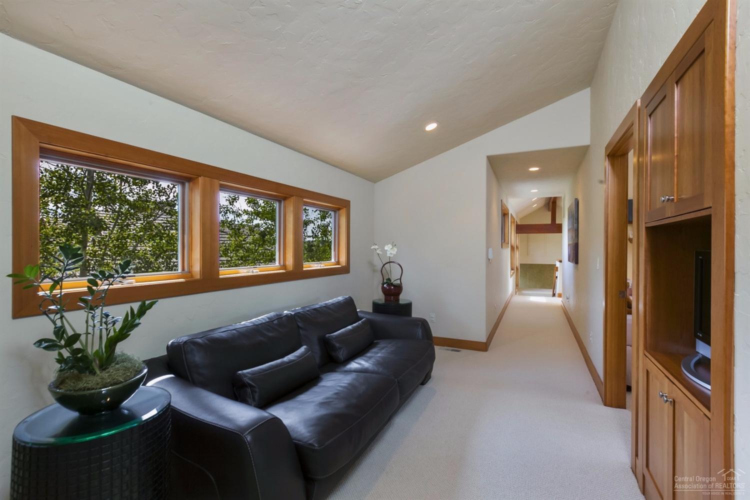 Broken Top - Residential