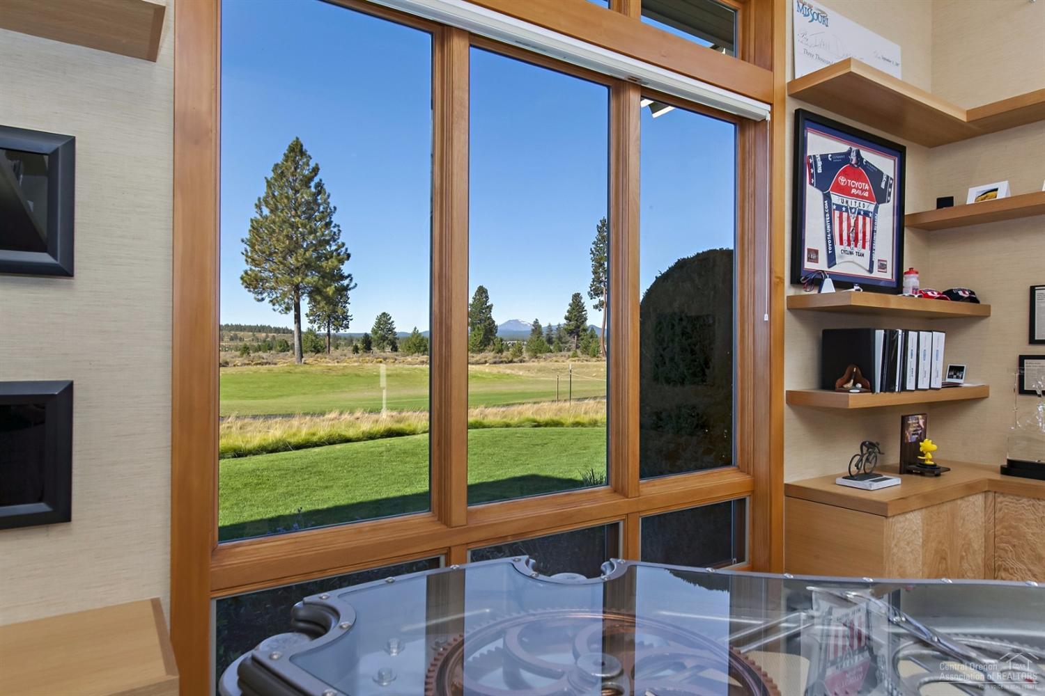 Broken Top - Residential