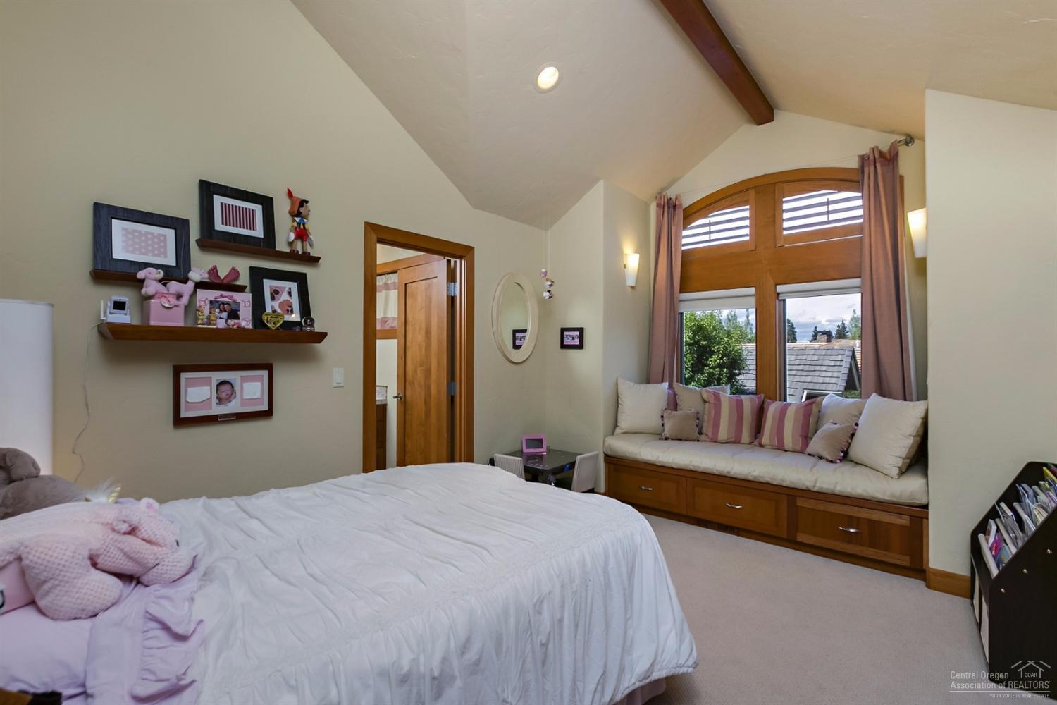 Broken Top - Residential