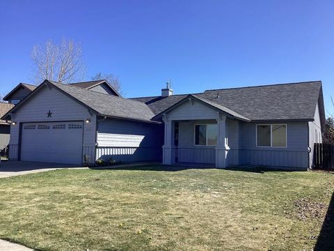 2046 NW 8th Street Redmond OR 97756