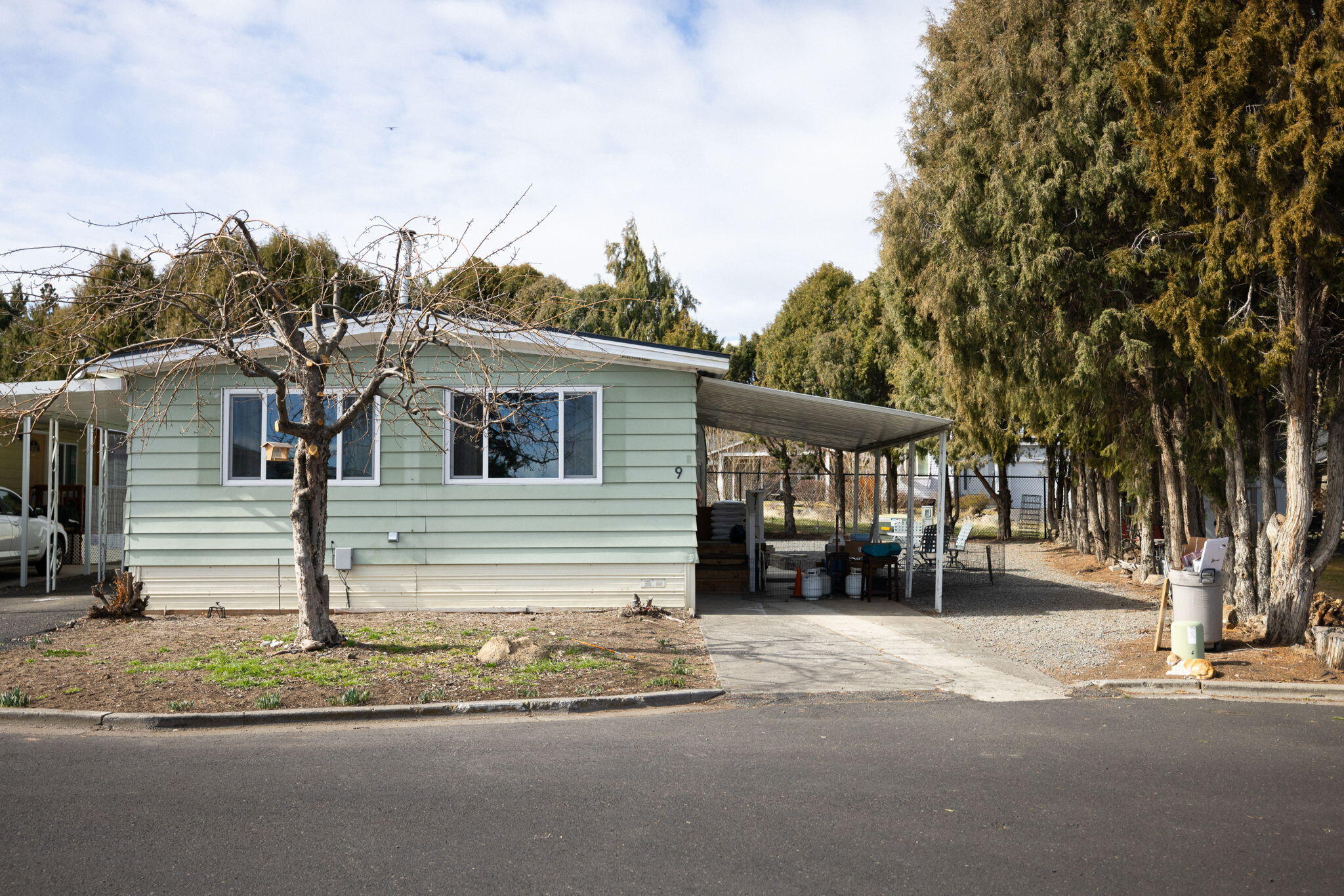 2633 SW Obsidian Avenue UNIT 9