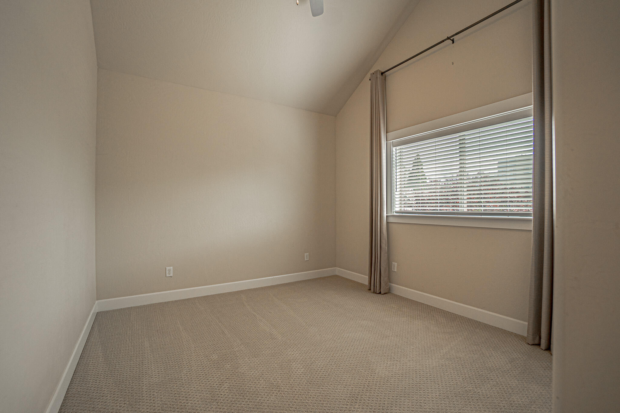 Meadowbrook Park II At North Mountain - Residential