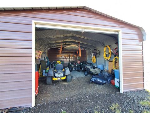 Tiny photo for 10809 Washburn Way, Klamath Falls, OR 97603 (MLS # 220213057)