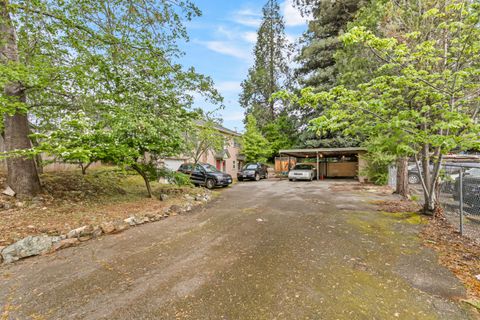 Tiny photo for 868 NE A Street, Grants Pass, OR 97526 (MLS # 220219276)
