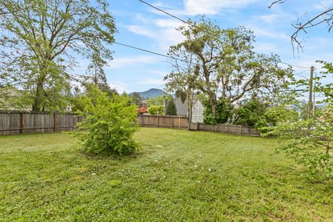 Tiny photo for 868 NE A Street, Grants Pass, OR 97526 (MLS # 220219276)
