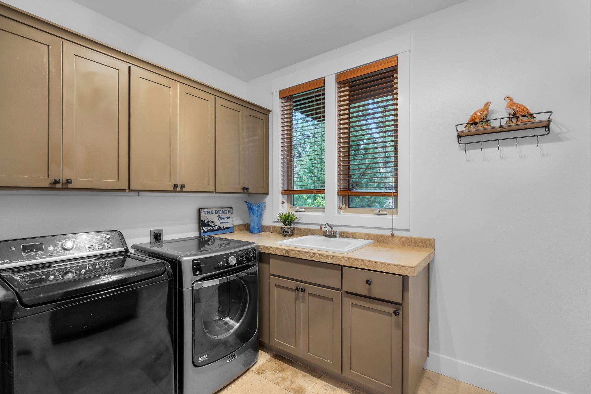 Skyliner Summit - Residential