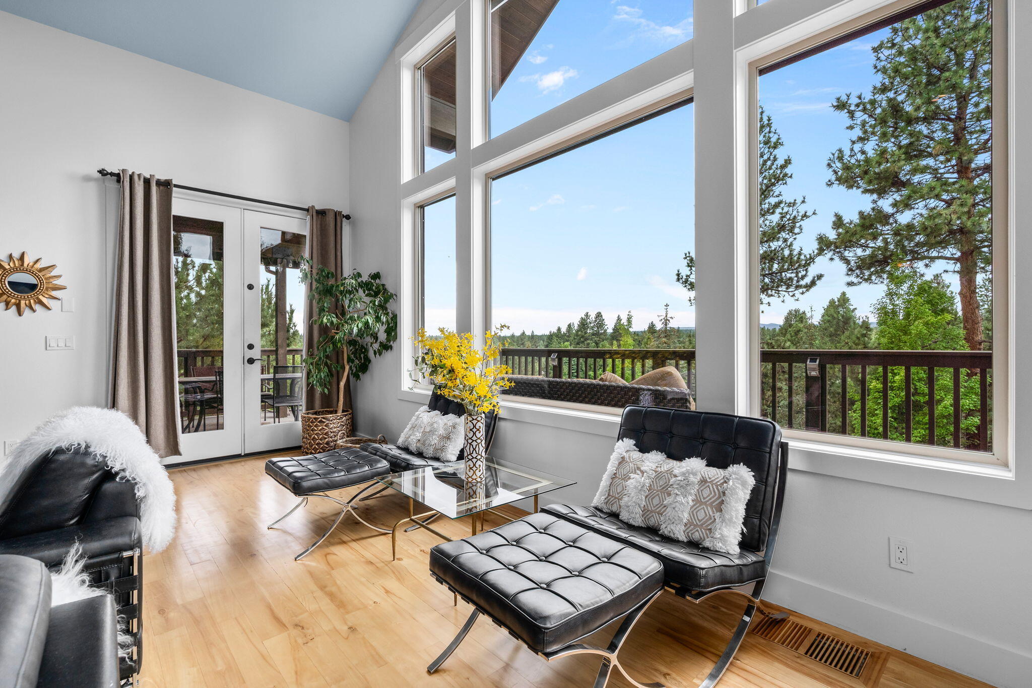 Skyliner Summit - Residential