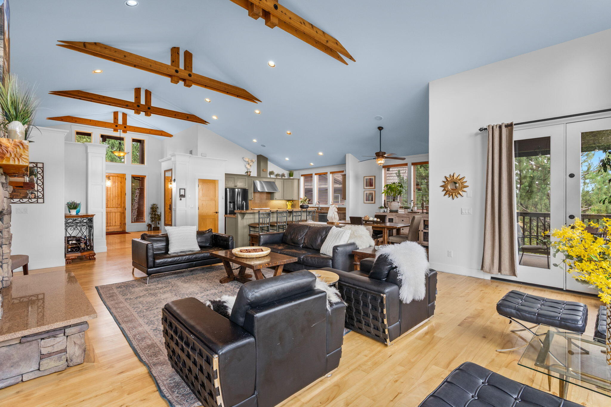 Skyliner Summit - Residential