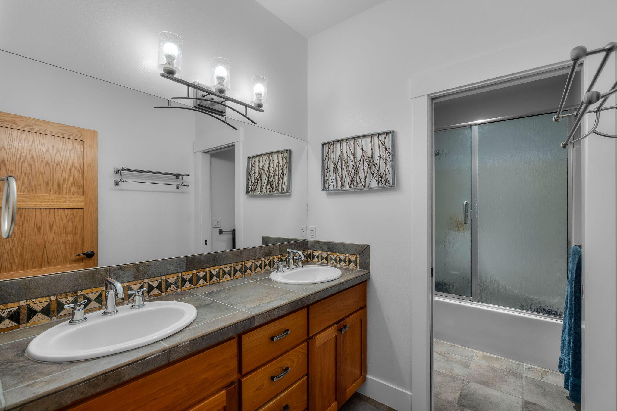 Skyliner Summit - Residential