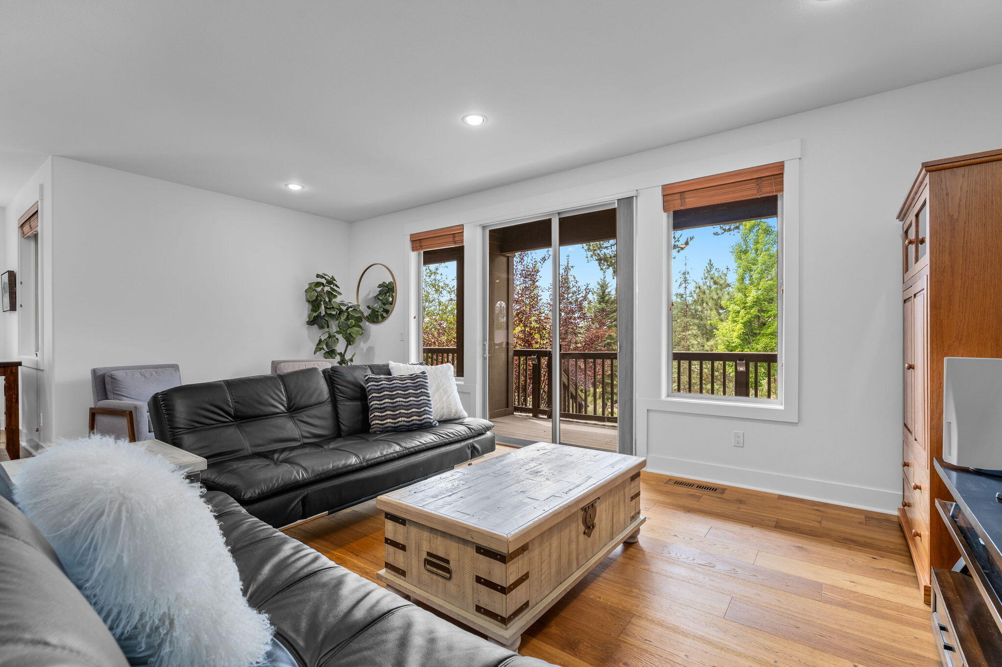 Skyliner Summit - Residential