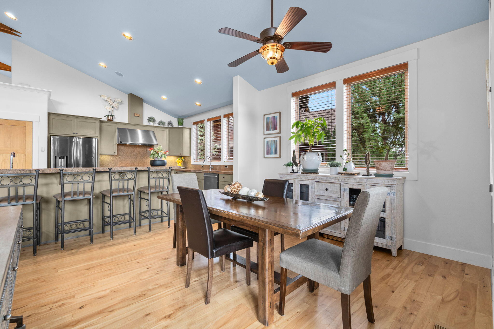 Skyliner Summit - Residential